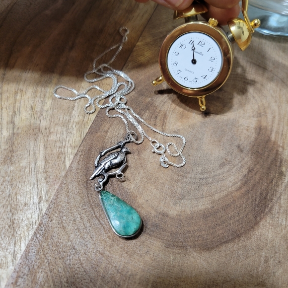 Jewelry - 925 sterling silver bird 🐦 necklace